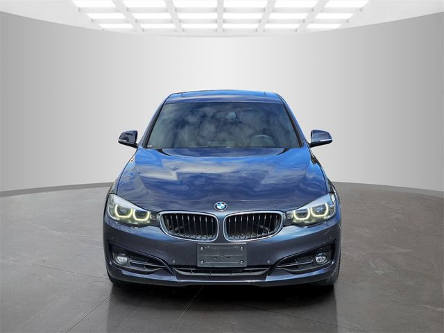 2018 BMW 3 Series 330i xDrive