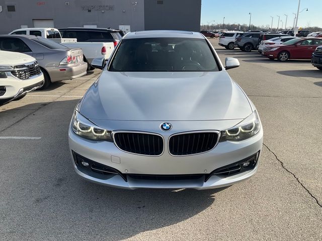 2018 BMW 3 Series 330i xDrive