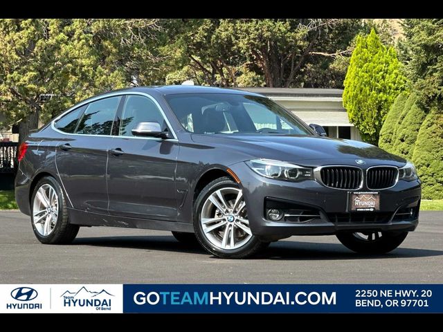 2018 BMW 3 Series 330i xDrive