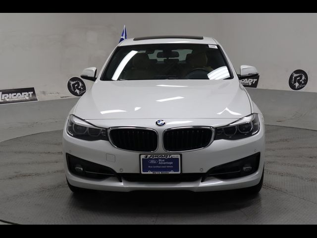 2018 BMW 3 Series 330i xDrive