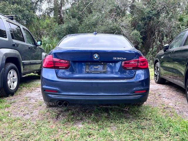 2018 BMW 3 Series 330e iPerformance