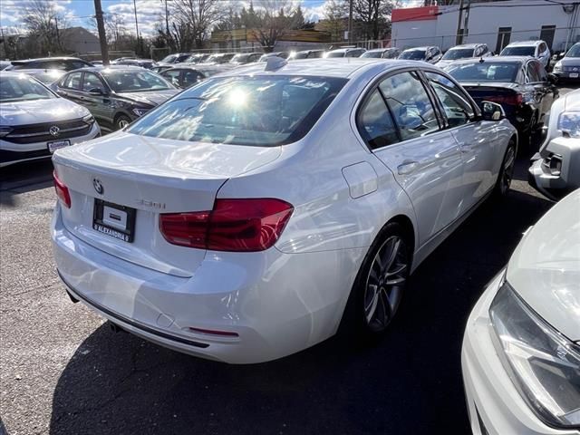 2018 BMW 3 Series 330i