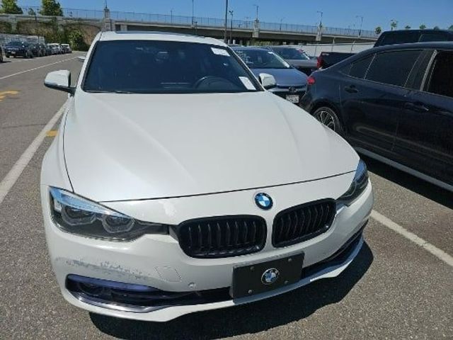 2018 BMW 3 Series 330i