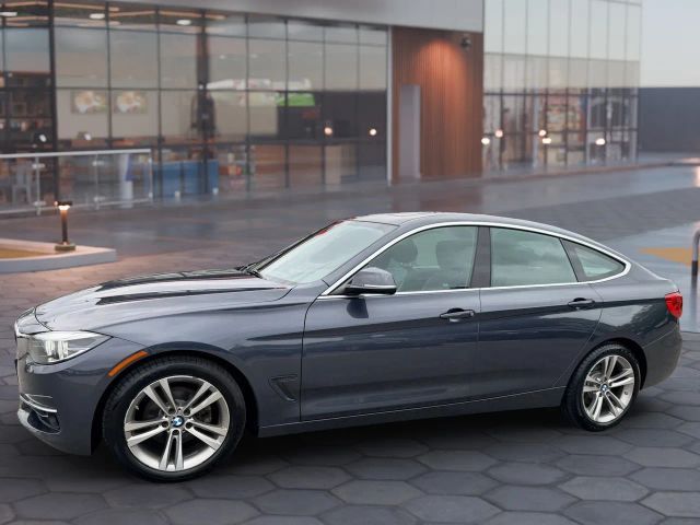 2018 BMW 3 Series 330i xDrive