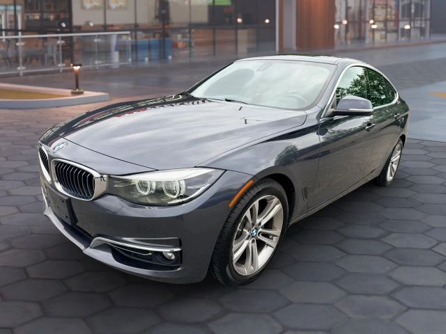 2018 BMW 3 Series 330i xDrive