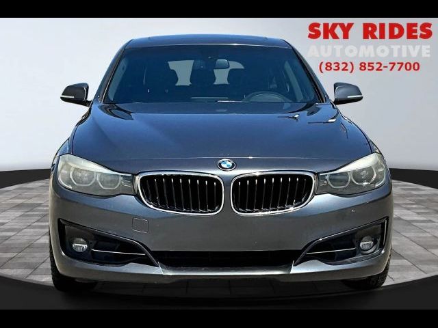 2018 BMW 3 Series 330i xDrive