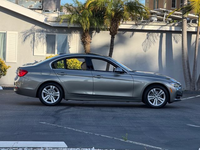 2018 BMW 3 Series 330i