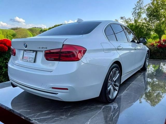 2018 BMW 3 Series 330i