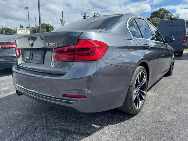 2018 BMW 3 Series 330i