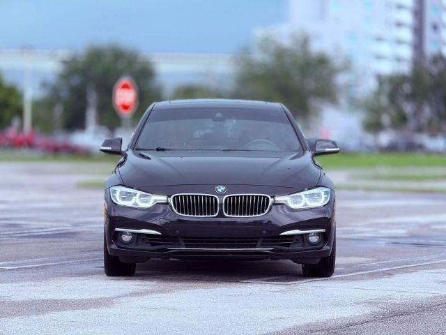2018 BMW 3 Series 330i