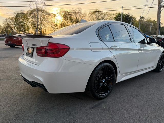 2018 BMW 3 Series 330i
