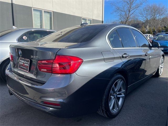 2018 BMW 3 Series 330i xDrive