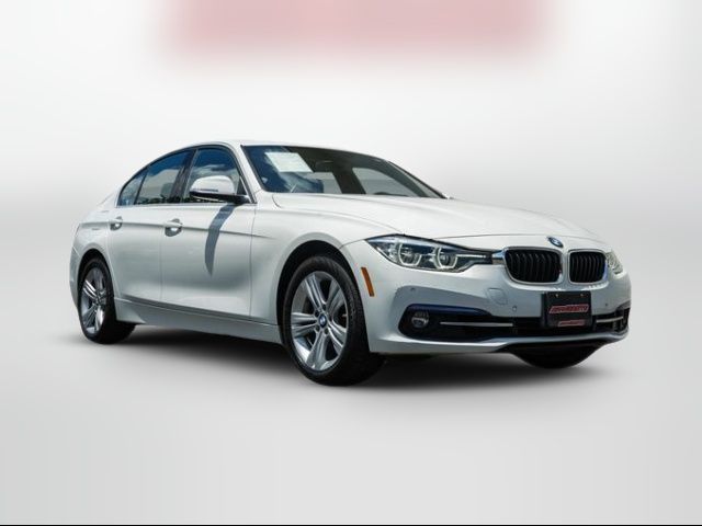 2018 BMW 3 Series 330i xDrive