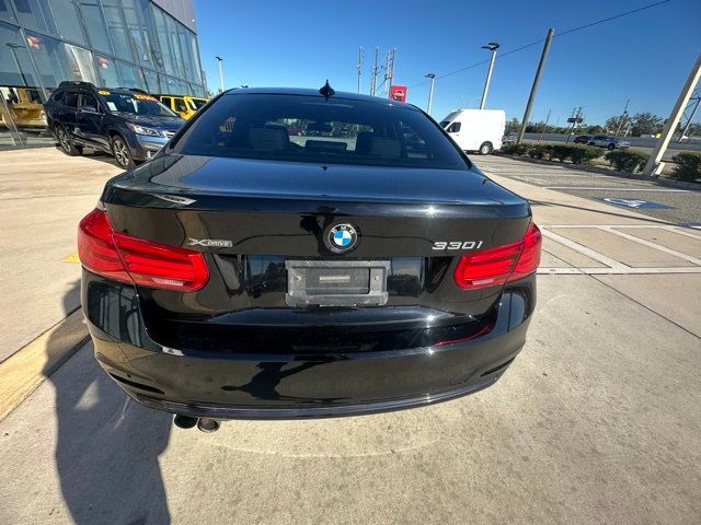 2018 BMW 3 Series 330i xDrive