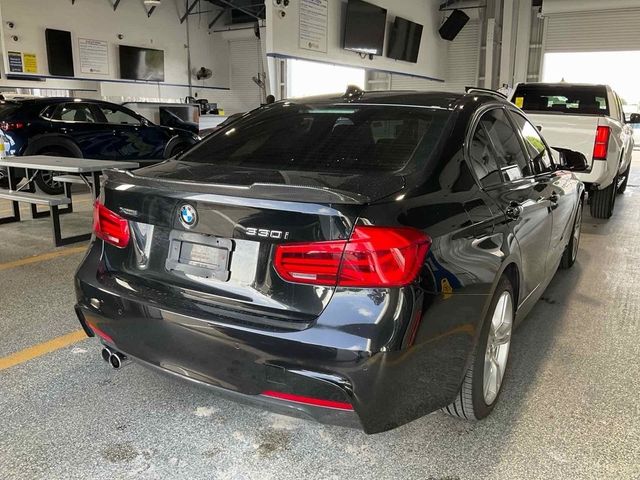 2018 BMW 3 Series 330i xDrive