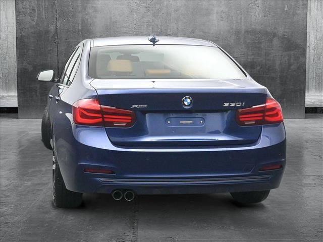 2018 BMW 3 Series 330i xDrive