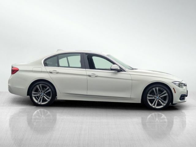 2018 BMW 3 Series 330i xDrive