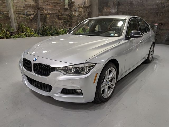 2018 BMW 3 Series 330i xDrive