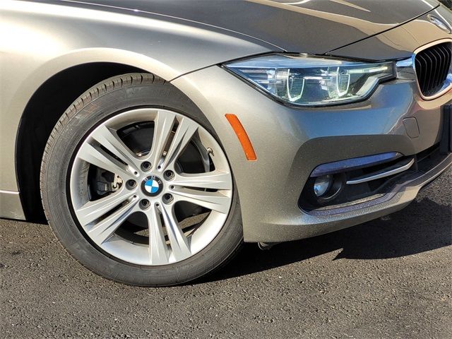 2018 BMW 3 Series 330i xDrive