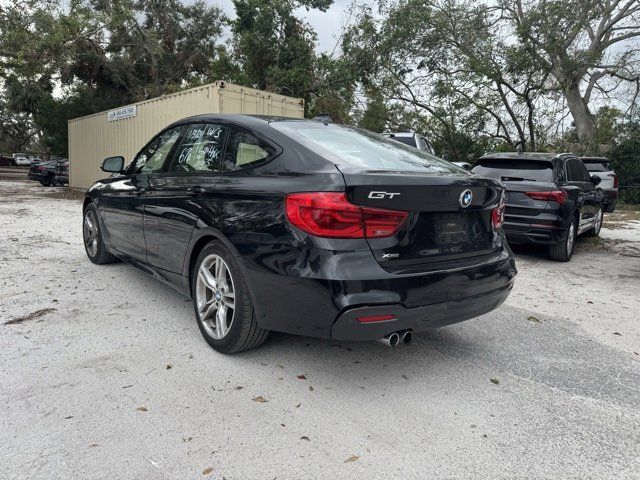 2018 BMW 3 Series 330i xDrive