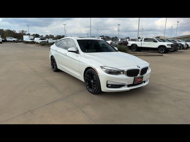 2018 BMW 3 Series 330i xDrive