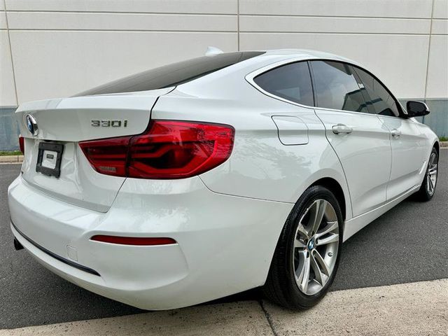 2018 BMW 3 Series 330i xDrive