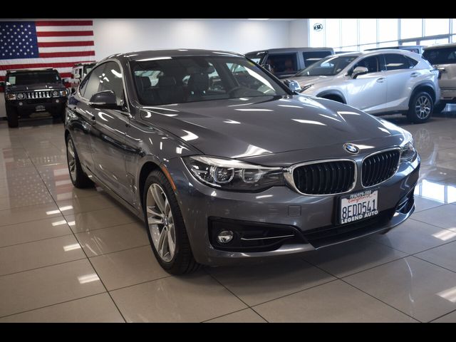 2018 BMW 3 Series 330i xDrive