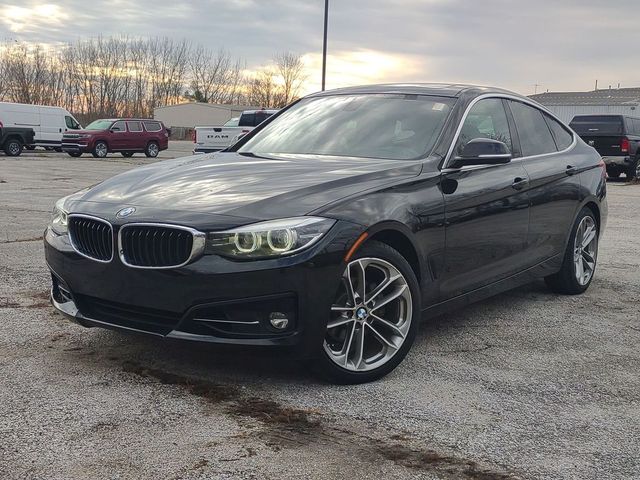 2018 BMW 3 Series 330i xDrive