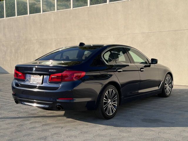 2018 BMW 5 Series 530i