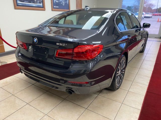 2018 BMW 5 Series 530i