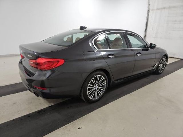 2018 BMW 5 Series 530i