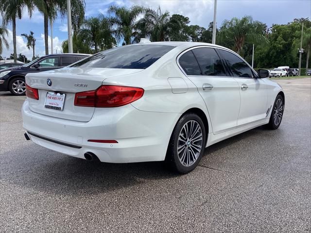 2018 BMW 5 Series 530i