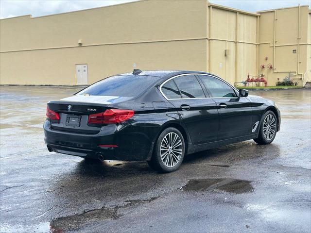 2018 BMW 5 Series 530i