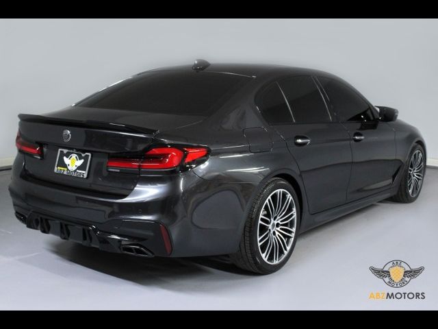 2018 BMW 5 Series 540i