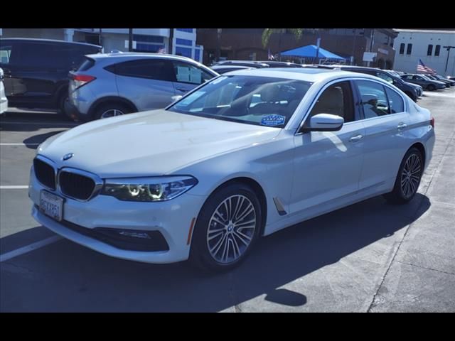 2018 BMW 5 Series 530i