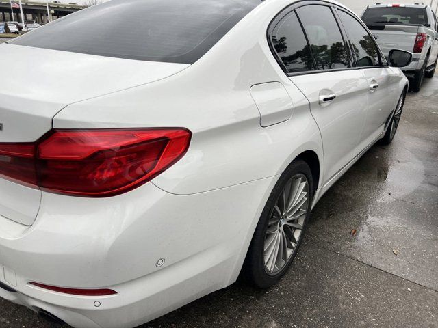 2018 BMW 5 Series 530i