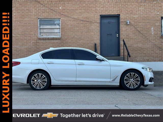 2018 BMW 5 Series 530i