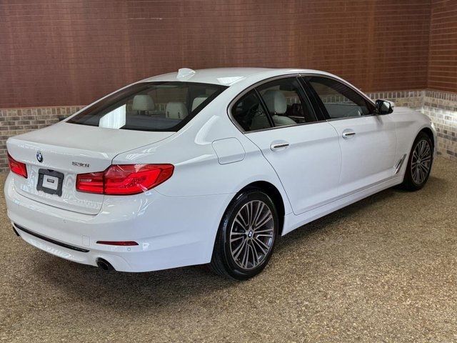 2018 BMW 5 Series 530i