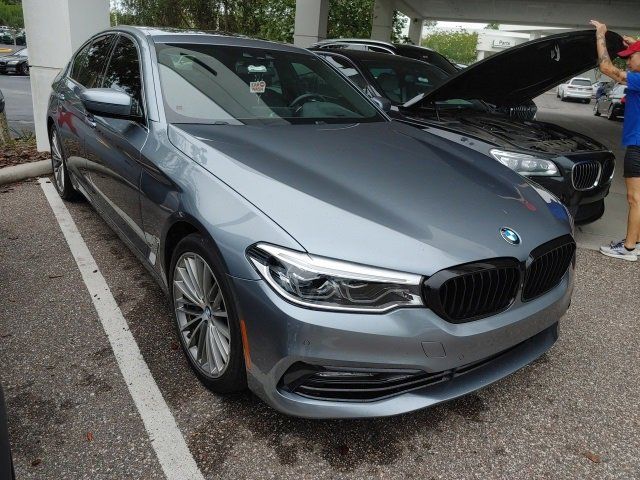 2018 BMW 5 Series 530i