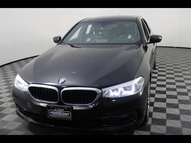 2018 BMW 5 Series 530i