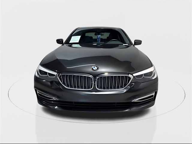 2018 BMW 5 Series 530i