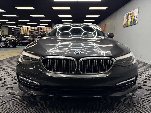 2018 BMW 5 Series 530i