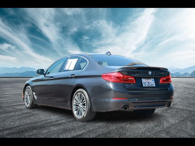 2018 BMW 5 Series 530i