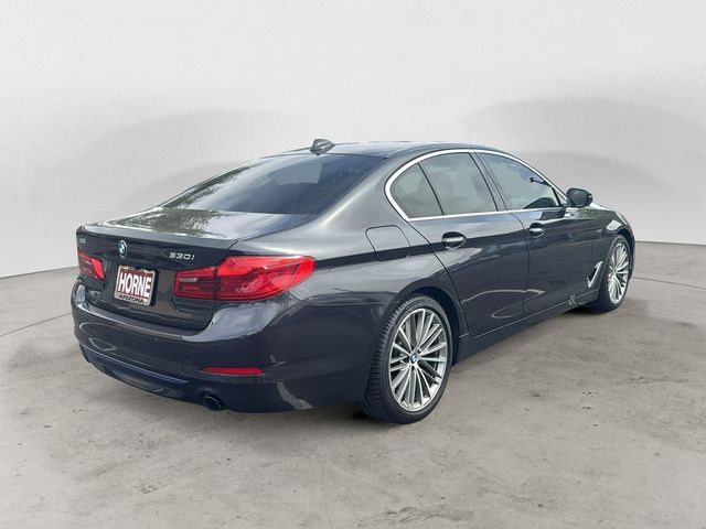 2018 BMW 5 Series 530i