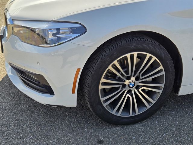 2018 BMW 5 Series 530i