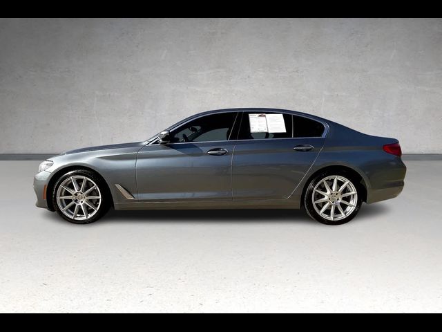 2018 BMW 5 Series 530i