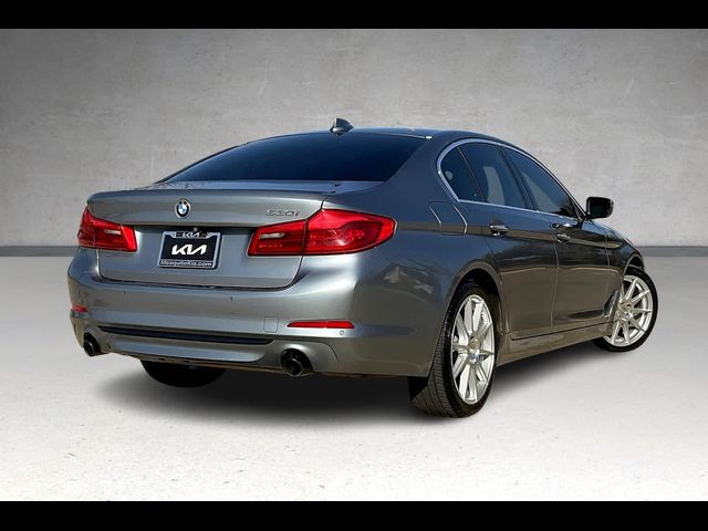 2018 BMW 5 Series 530i