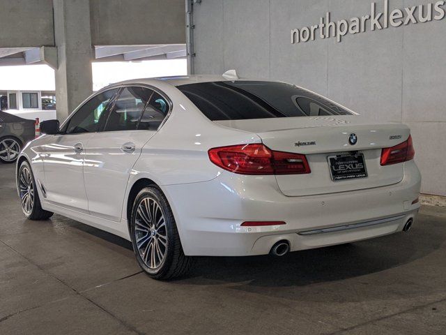 2018 BMW 5 Series 530i