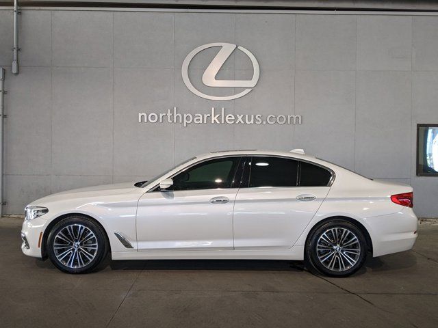 2018 BMW 5 Series 530i