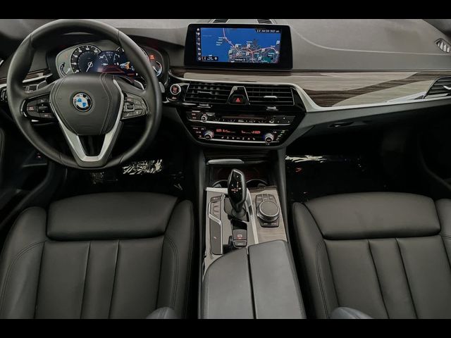 2018 BMW 5 Series 530i